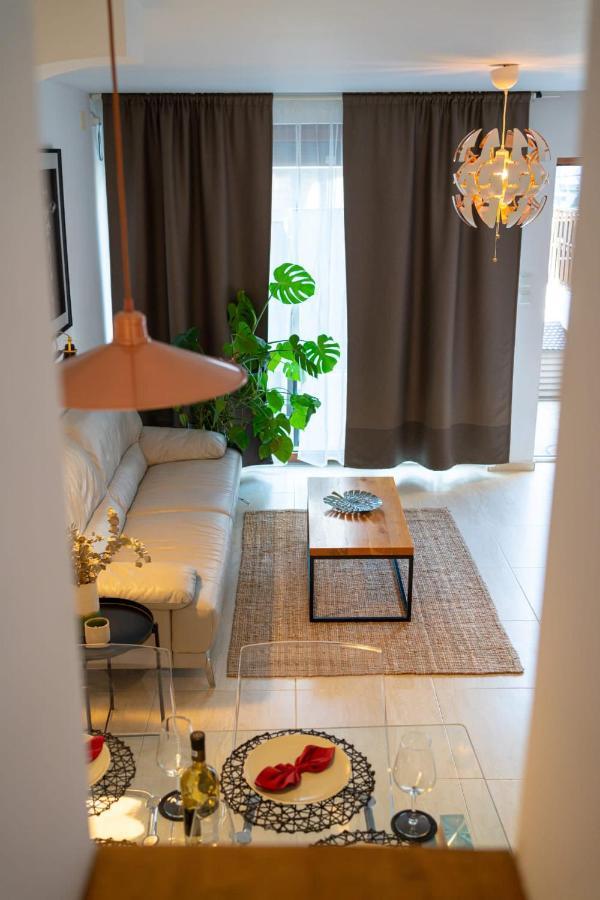 City Home Boekarest Buitenkant foto